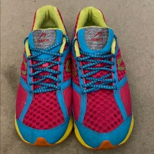 Woman’s, Gravity, Newton Running Shoes. Size 10